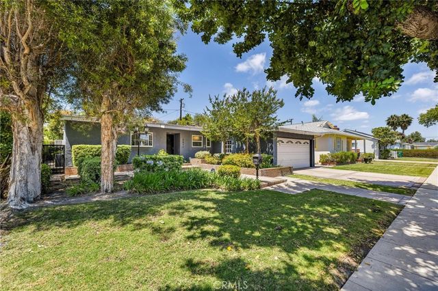 2635 Gondar Avenue, Long Beach, CA 90815