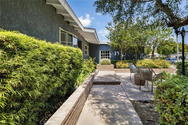 2635 Gondar Avenue, Long Beach, CA 90815
