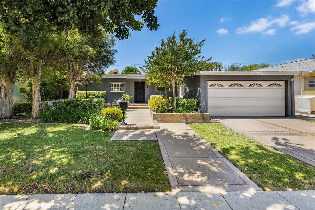 2635 Gondar Avenue, Long Beach, CA 90815