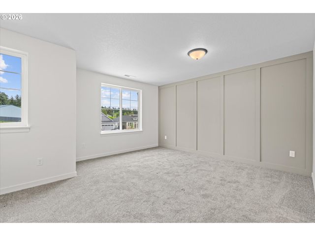 16151 SERRES FARMS Way, Oregon City, OR 97045