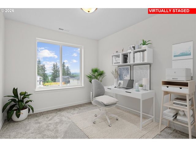 16151 SERRES FARMS Way, Oregon City, OR 97045