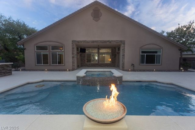 6012 Chessington Avenue, Las Vegas, NV 89131