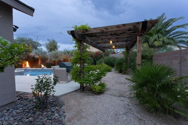 6012 Chessington Avenue, Las Vegas, NV 89131