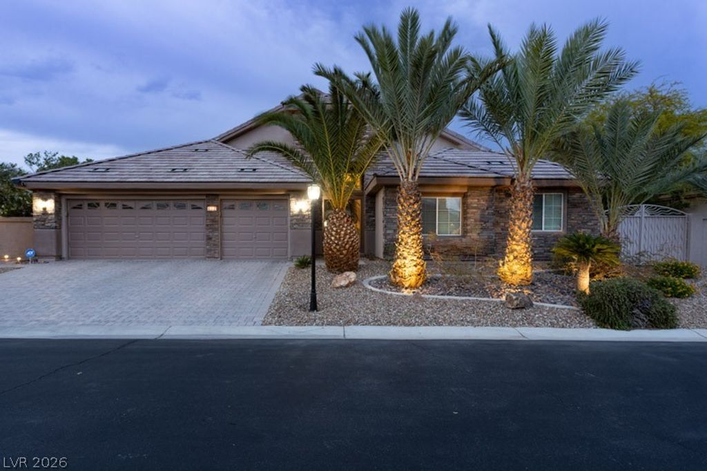 6012 Chessington Avenue, Las Vegas, NV 89131