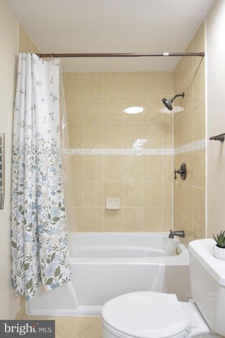 16408 APACHE LN, Gaithersburg, MD 20878