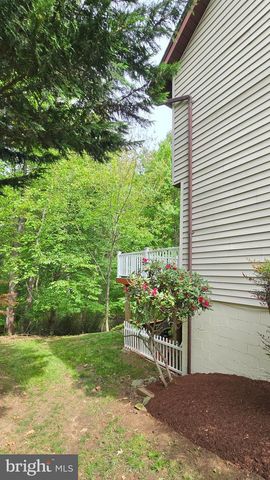 16408 APACHE LN, Gaithersburg, MD 20878