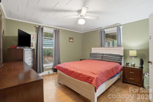 1815 Hemlock Avenue, Gastonia, NC 28054