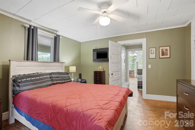 1815 Hemlock Avenue, Gastonia, NC 28054