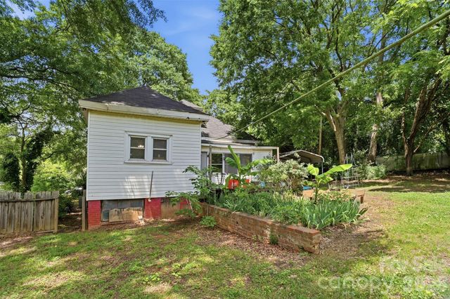 1815 Hemlock Avenue, Gastonia, NC 28054