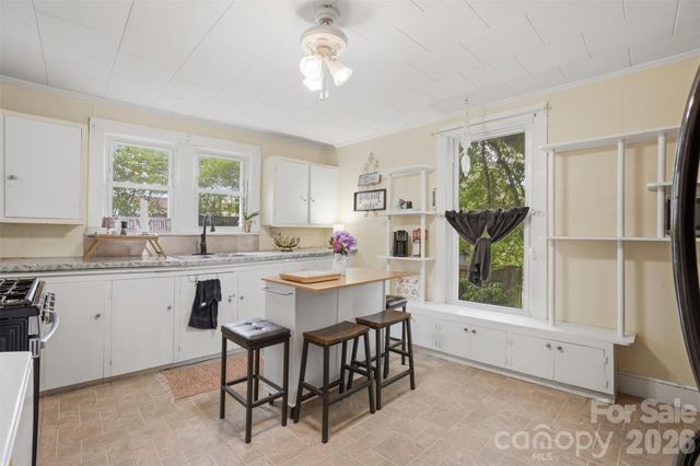 1815 Hemlock Avenue, Gastonia, NC 28054