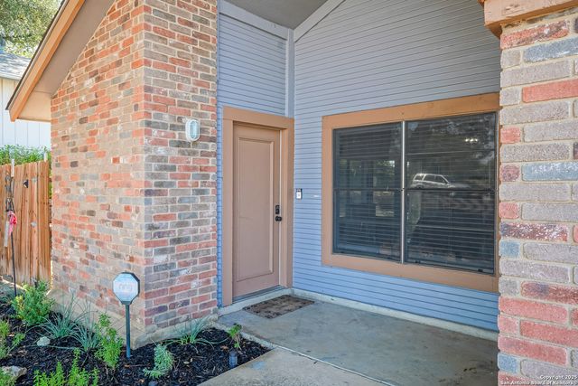 9915 Windburn Trail, Converse, TX 78109