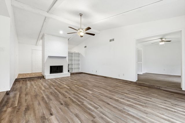 3914 Willowood Lane, Grand Prairie, TX 75052