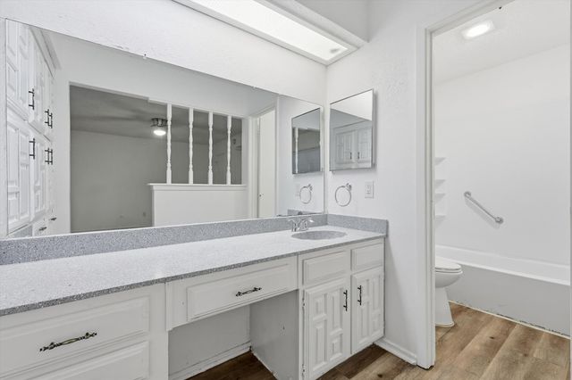 3914 Willowood Lane, Grand Prairie, TX 75052
