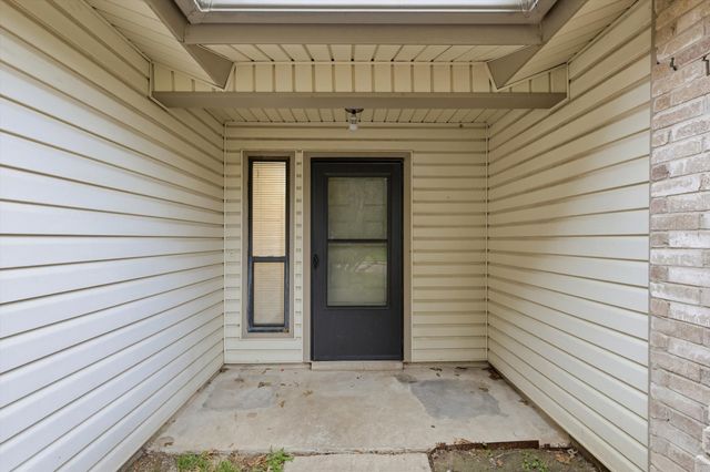 3914 Willowood Lane, Grand Prairie, TX 75052