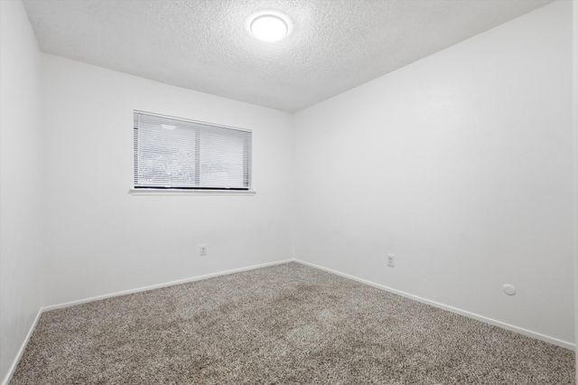 3914 Willowood Lane, Grand Prairie, TX 75052