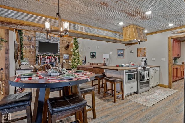 1323 CR 304, Jonesboro, AR 72401