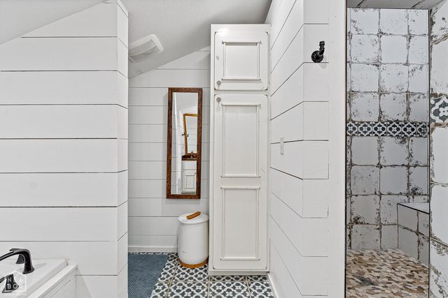 1323 CR 304, Jonesboro, AR 72401