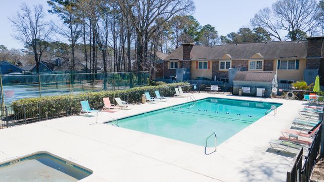 830 44th Ave N Apt S4, Myrtle Beach, SC 29577