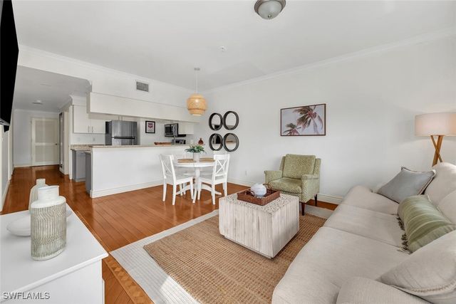 3311 Europa DR 324, Naples, FL 34105