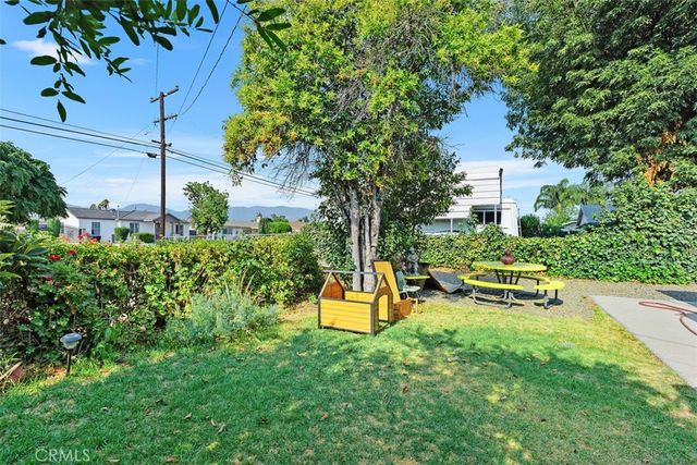 1329 Pleasant View Avenue, Corona, CA 92882