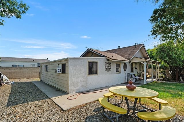 1329 Pleasant View Avenue, Corona, CA 92882