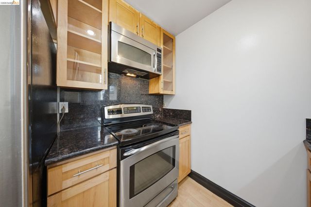 1731 Ellis St 14, Concord, CA 94520