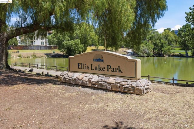 1731 Ellis St 14, Concord, CA 94520