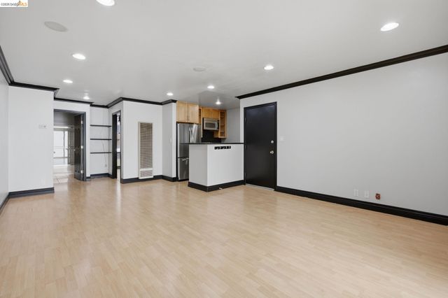 1731 Ellis St 14, Concord, CA 94520