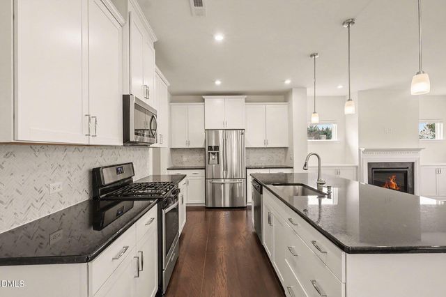 324 Sage Oak Lane, Holly Springs, NC 27540