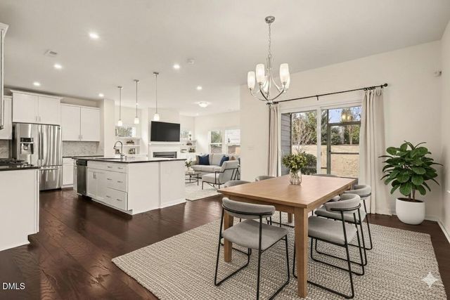 324 Sage Oak Lane, Holly Springs, NC 27540