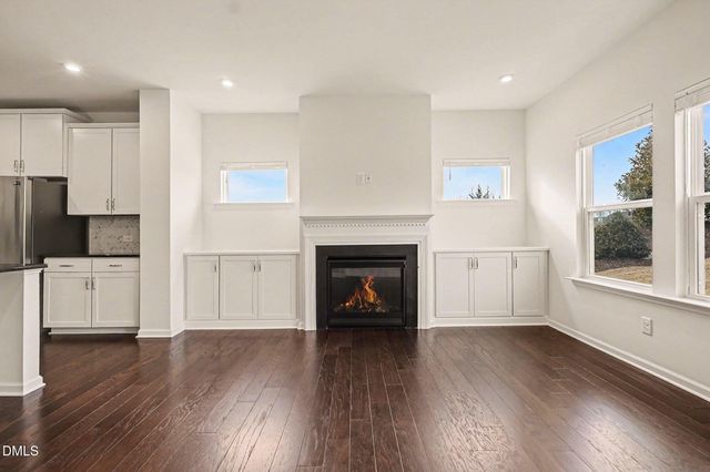 324 Sage Oak Lane, Holly Springs, NC 27540