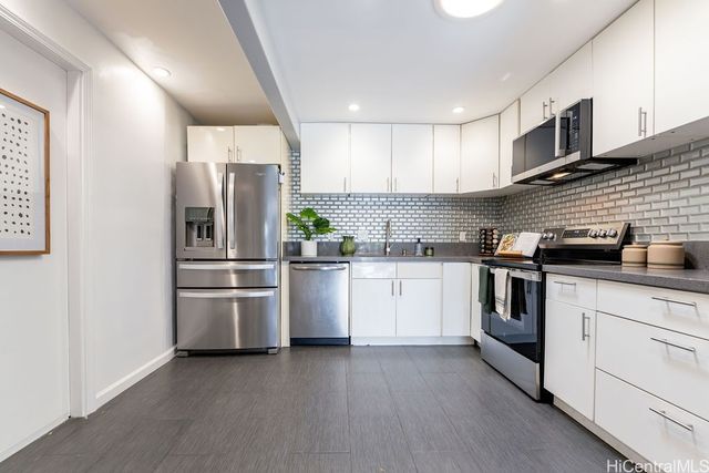 650 Oneawa Street, Kailua, HI 96734
