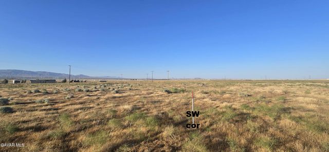 16900 W Avenue A 8, Lancaster, CA 93536