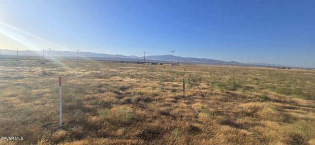 16900 W Avenue A 8, Lancaster, CA 93536