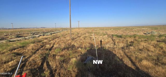 16900 W Avenue A 8, Lancaster, CA 93536