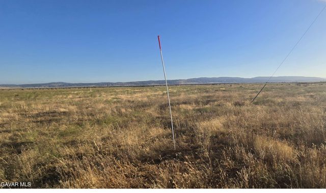 16900 W Avenue A 8, Lancaster, CA 93536