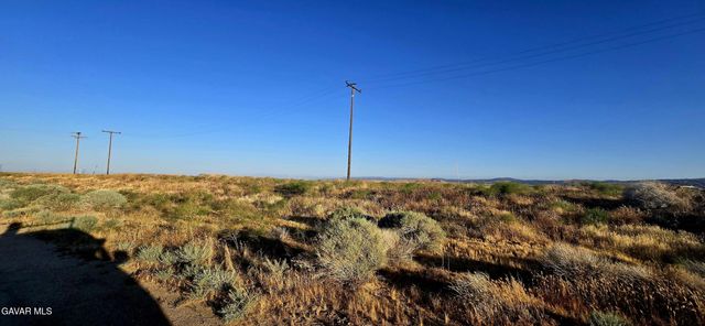 16900 W Avenue A 8, Lancaster, CA 93536