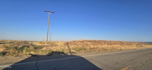 16900 W Avenue A 8, Lancaster, CA 93536