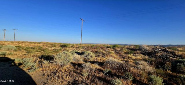 16900 W Avenue A 8, Lancaster, CA 93536