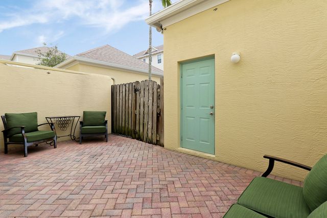 118 Seagrape Drive 105, Jupiter, FL 33458