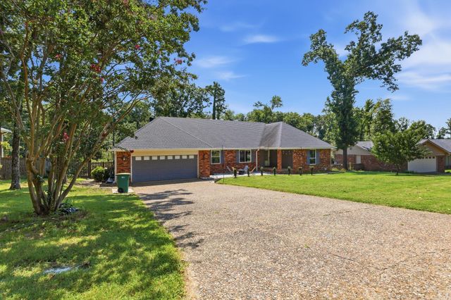 12815 Saint Charles Boulevard, Little Rock, AR 72211