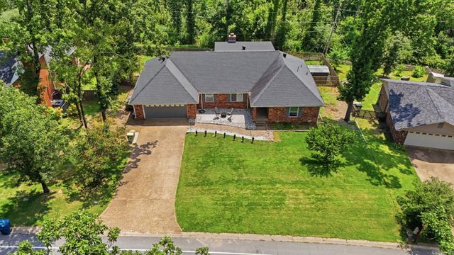 12815 Saint Charles Boulevard, Little Rock, AR 72211
