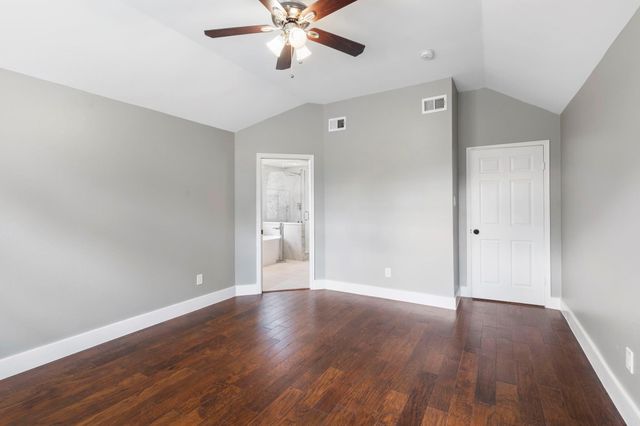 18 N Wilde Yaupon Circle, The Woodlands, TX 77381