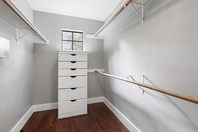 18 N Wilde Yaupon Circle, The Woodlands, TX 77381