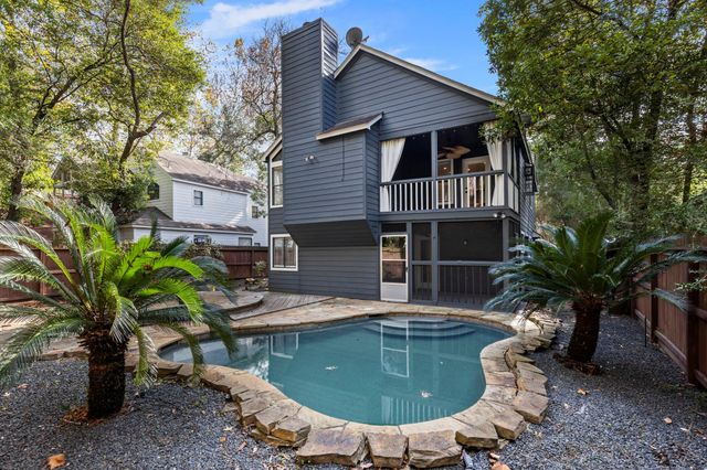 18 N Wilde Yaupon Circle, The Woodlands, TX 77381