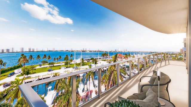 220 Lake Shore Drive 303, Lake Park, FL 33403