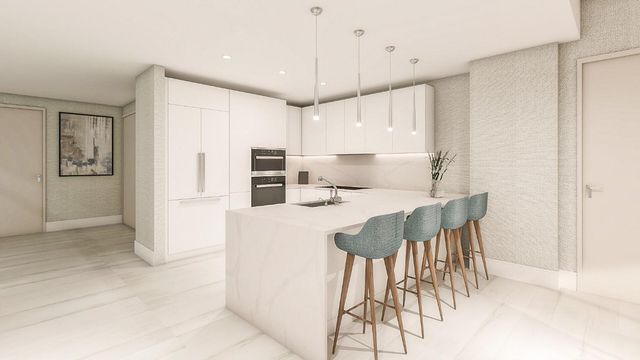 220 Lake Shore Drive 303, Lake Park, FL 33403