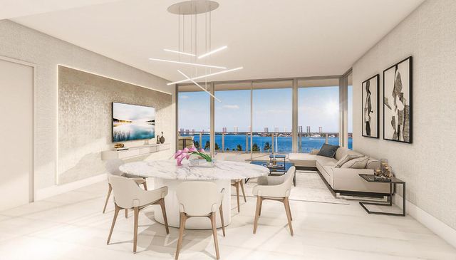 220 Lake Shore Drive 303, Lake Park, FL 33403