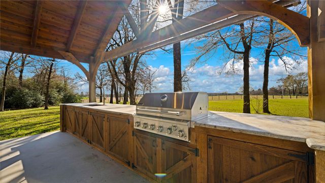 1728 Cr 384, Marquez, TX 77865