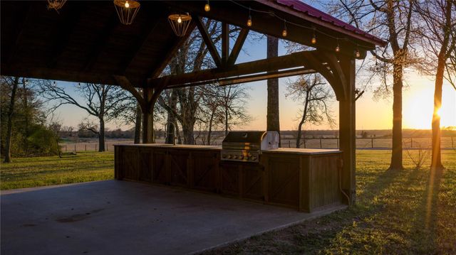 1728 Cr 384, Marquez, TX 77865